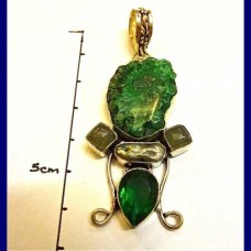 pendant..green agate, moonstone,pearl